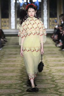 唐朝服饰走向伦敦时尚周 外国人怕是对中国古风有太大误解