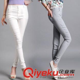 2015早秋新款弹力小脚裤 修身显瘦的时尚选择